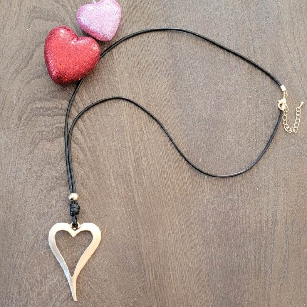 Big Heart Necklace - Picture 3 of 3